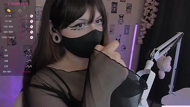 -Nanamin- online show from May 2026 10:27:01 PM