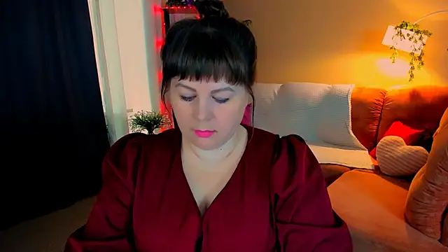CrystaalStaar online show from April 2026 10:21:02 AM