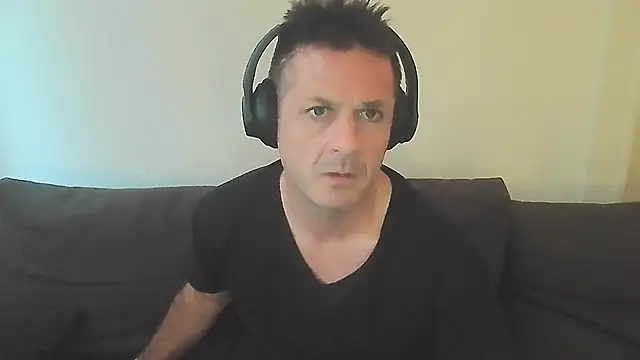 SwimAround2025 online show from July 2026 07:05:01 PM
