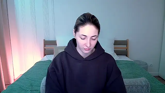 SensitiveSooul online show from April 2026 07:37:01 PM