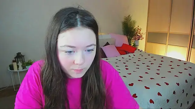 AlluringLookk online show from May 2026 05:58:01 AM