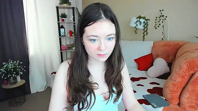 AlluringLookk online show from June 2026 09:13:01 AM