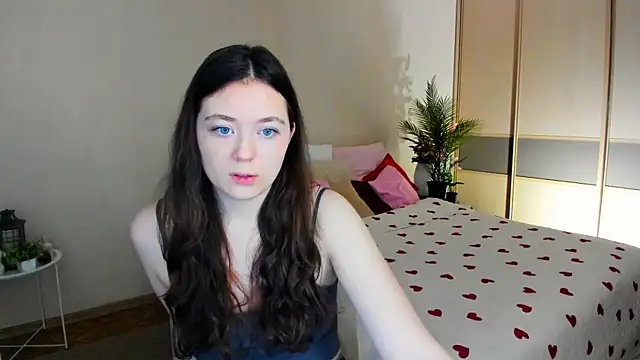 AlluringLookk online show from June 2026 11:21:02 AM