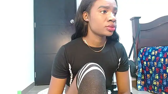 violeta24 online show from October 2025 10:45:02 PM