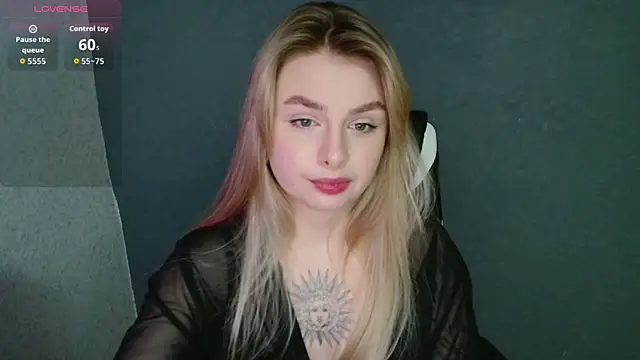 AngelicaHollywood online show from October 2025 07:36:02 PM