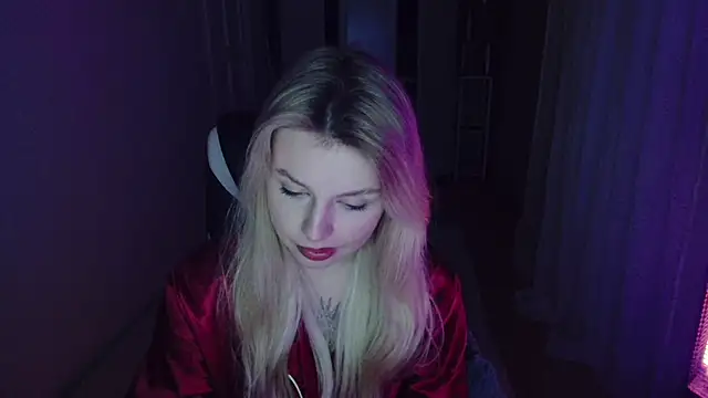 Snapshot of AngelicaHollywood chatting on January 2026 06:12:02 PM AngelicaHollywood online show from January 2026 06:12:02 PM