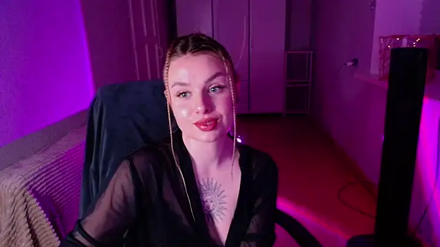 Snapshot of AngelicaHollywood chatting on March 2026 08:22:02 PM AngelicaHollywood online show from March 2026 08:22:02 PM