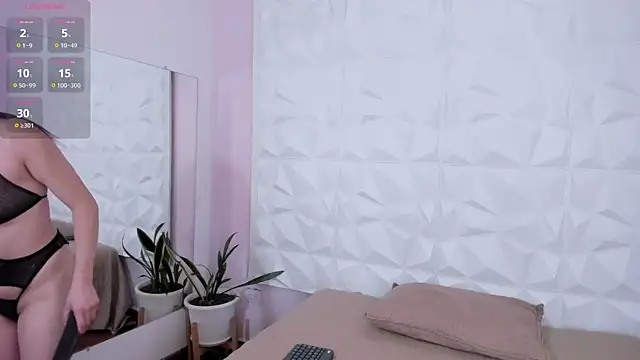 HannahToons online show from September 2025 08:09:01 PM