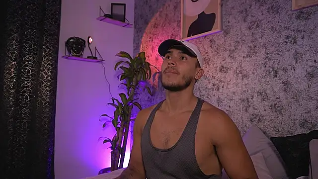 MarkSantozz online show from June 2026 08:30:02 PM