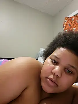 Snapshot of chocolate_bella chatting on March 2026 01:35:02 AM chocolate bella online show from March 2026 01:35:02 AM