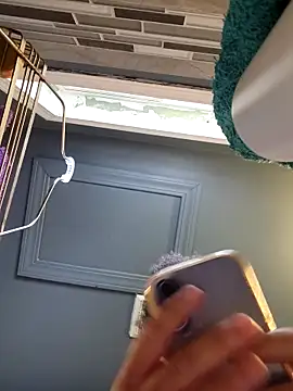 Snapshot of chocolate_bella chatting on March 2026 01:06:01 PM chocolate bella online show from March 2026 01:06:01 PM