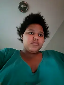 Snapshot of chocolate_bella chatting on April 2026 02:36:02 PM chocolate bella online show from April 2026 02:36:02 PM