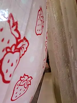 Snapshot of chocolate_bella chatting on April 2026 05:39:01 PM chocolate bella online show from April 2026 05:39:01 PM