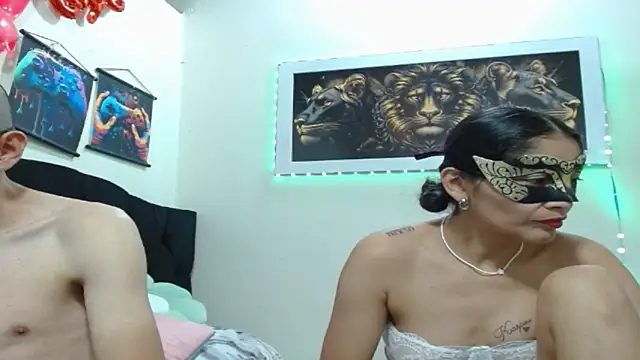 coplehot27 online show from May 2026 10:07:01 PM