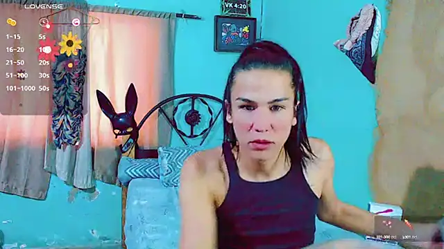 Snapshot of Azley_sweet chatting on January 2025 08:11:02 PM Azley sweet online show from January 2025 08:11:02 PM