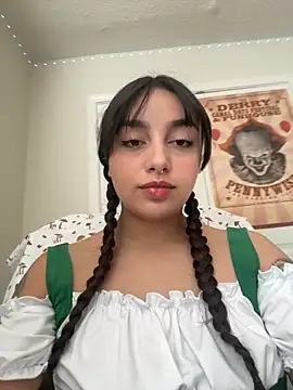 CharmingMaddie online show from September 2025 03:02:01 PM