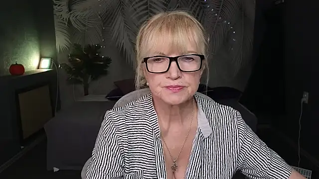 Snapshot of Sabina_Ros chatting on February 2026 07:34:01 AM Sabina Ros online show from February 2026 07:34:01 AM