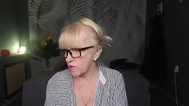 Snapshot of Sabina_Ros chatting on February 2026 07:37:01 AM Sabina Ros online show from February 2026 07:37:01 AM