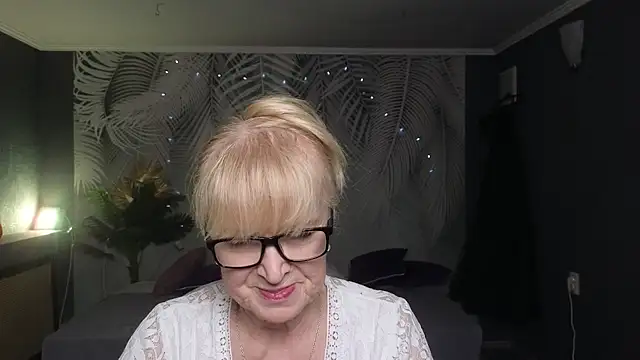 Snapshot of Sabina_Ros chatting on February 2026 08:27:02 AM Sabina Ros online show from February 2026 08:27:02 AM