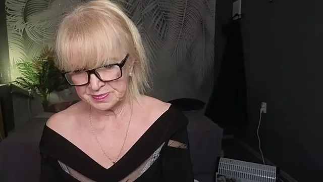 Snapshot of Sabina_Ros chatting on March 2026 07:37:02 AM Sabina Ros online show from March 2026 07:37:02 AM