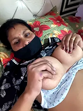 Love-pari077 online show from May 2026 05:46:02 AM
