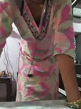 Love-pari077 online show from June 2026 04:39:02 AM