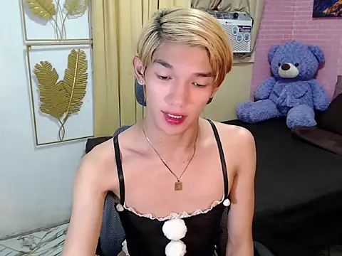 fuckerfriendsxx online show from May 2026 05:51:01 PM