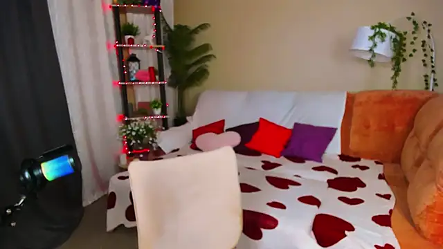 Snapshot of SoulHarmoonyy chatting on April 2026 03:23:01 AM SoulHarmoonyy online show from April 2026 03:23:01 AM