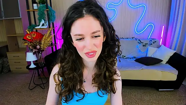 ChristinaConteeree online show from September 2025 04:19:02 PM