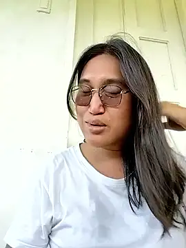 Snapshot of Romantic_Sabrina chatting on September 2025 06:02:02 AM Romantic Sabrina online show from September 2025 06:02:02 AM