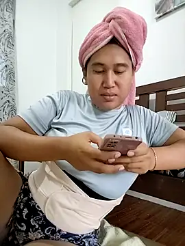 Snapshot of Romantic_Sabrina chatting on September 2025 07:19:01 AM Romantic Sabrina online show from September 2025 07:19:01 AM