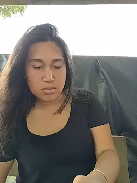 Snapshot of Romantic_Sabrina chatting on November 2025 01:25:02 AM Romantic Sabrina online show from November 2025 01:25:02 AM