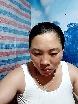 Snapshot of Love-Ly99 chatting on September 2025 10:42:02 PM Love-Ly99 online show from September 2025 10:42:02 PM