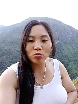 Snapshot of Love-Ly99 chatting on September 2025 10:47:01 AM Love-Ly99 online show from September 2025 10:47:01 AM