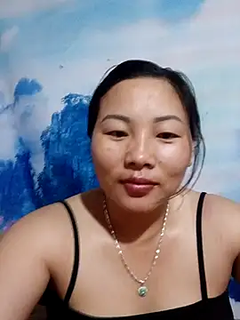 Snapshot of Love-Ly99 chatting on October 2025 10:40:02 PM Love-Ly99 online show from October 2025 10:40:02 PM