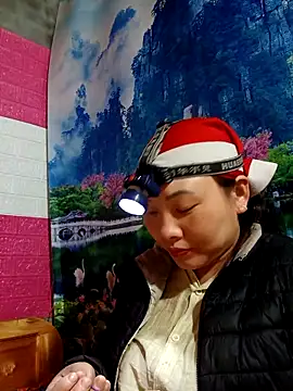 Snapshot of Love-Ly99 chatting on February 2026 01:58:02 AM Love-Ly99 online show from February 2026 01:58:02 AM