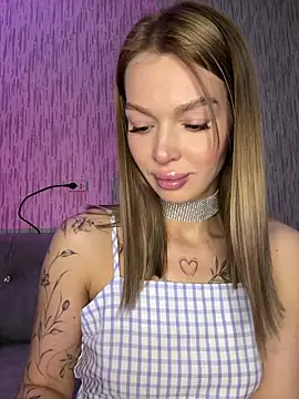 Snapshot of miss_veroNika chatting on February 2026 03:49:01 AM miss veroNika online show from February 2026 03:49:01 AM