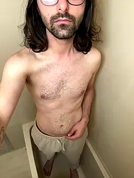 Snapshot of Frankieyyy1 chatting on October 2025 08:03:02 PM Frankieyyy1 online show from October 2025 08:03:02 PM