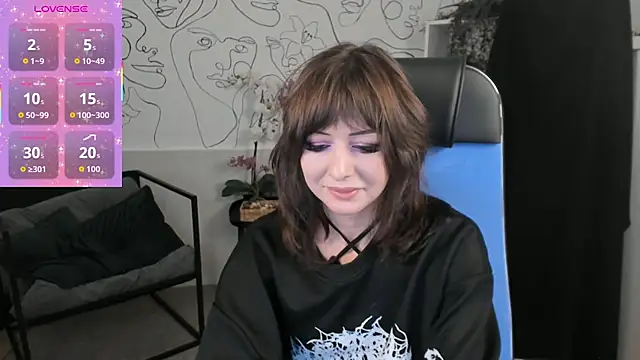 CrystallBloom online show from September 2025 02:01:02 AM