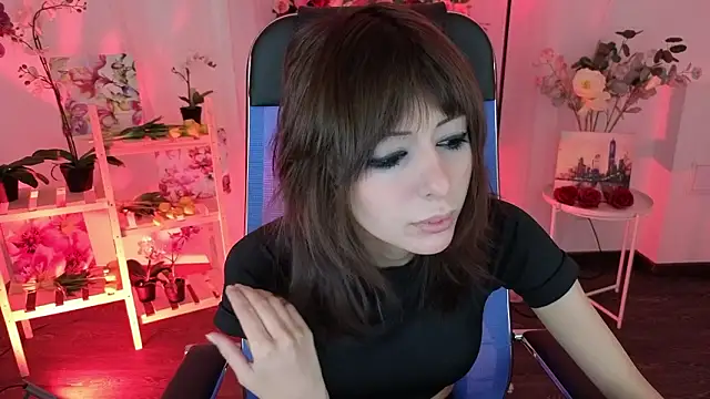 CrystallBloom online show from January 2026 07:28:02 PM