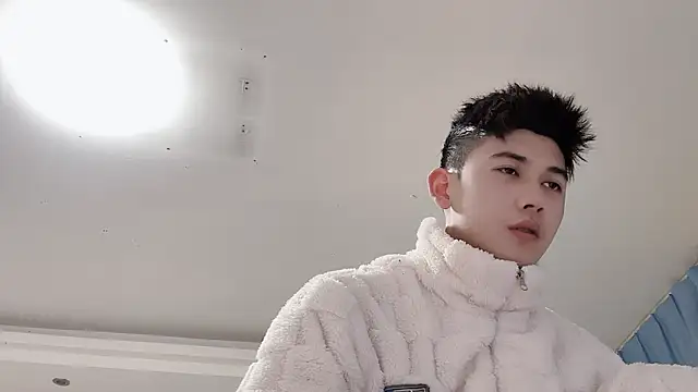 xiaojie2563 online show from February 2026 12:55:01 PM