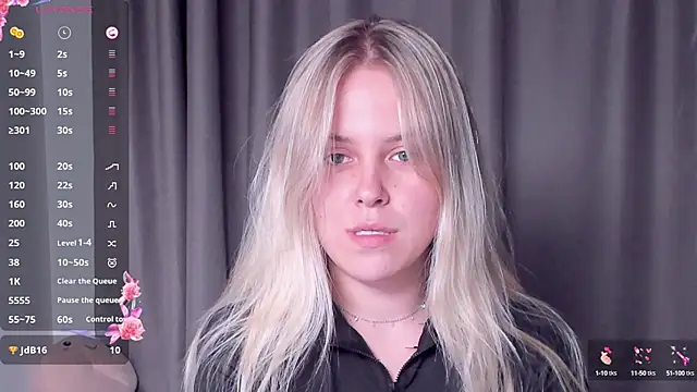 Snapshot of AngelAnty chatting on October 2025 03:10:02 PM AngelAnty online show from October 2025 03:10:02 PM