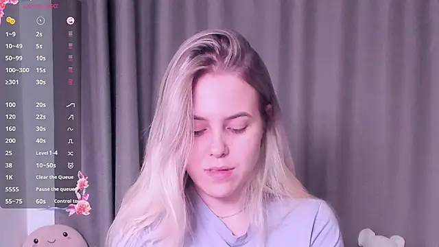 Snapshot of AngelAnty chatting on October 2025 03:01:01 PM AngelAnty online show from October 2025 03:01:01 PM