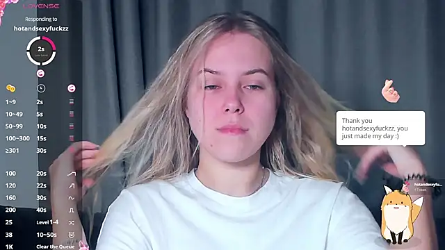 Snapshot of AngelAnty chatting on November 2025 01:07:02 PM AngelAnty online show from November 2025 01:07:02 PM