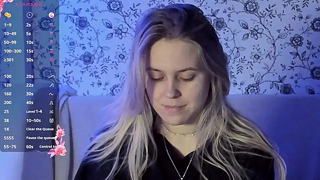 Snapshot of AngelAnty chatting on December 2025 01:16:01 PM AngelAnty online show from December 2025 01:16:01 PM