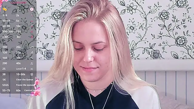 Snapshot of AngelAnty chatting on April 2026 02:22:01 PM AngelAnty online show from April 2026 02:22:01 PM