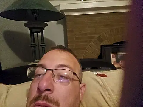 Snapshot of MEAT4urGRILL chatting on October 2025 05:03:02 AM MEAT4urGRILL online show from October 2025 05:03:02 AM