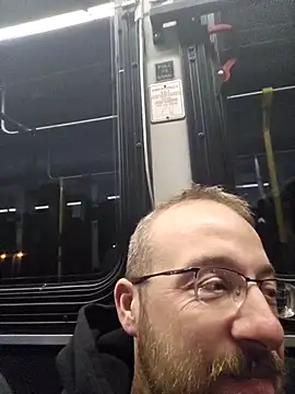 Snapshot of MEAT4urGRILL chatting on October 2025 11:43:01 AM MEAT4urGRILL online show from October 2025 11:43:01 AM