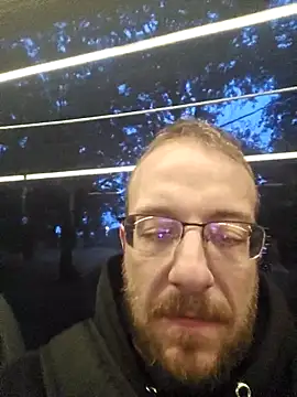 Snapshot of MEAT4urGRILL chatting on October 2025 12:31:01 PM MEAT4urGRILL online show from October 2025 12:31:01 PM