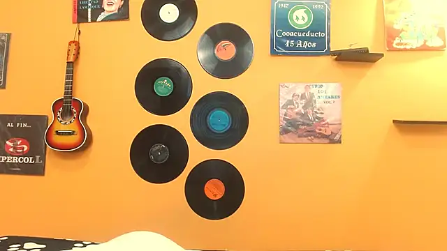 meisevil77 online show from September 2025 03:28:01 AM